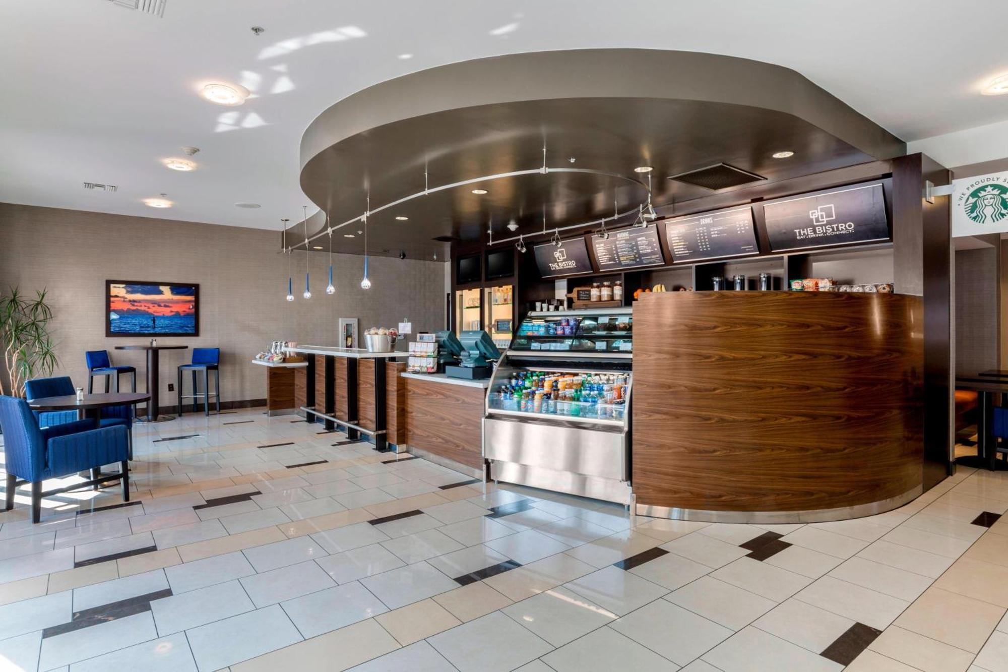 Courtyard San Diego Airport/Liberty Station Экстерьер фото
