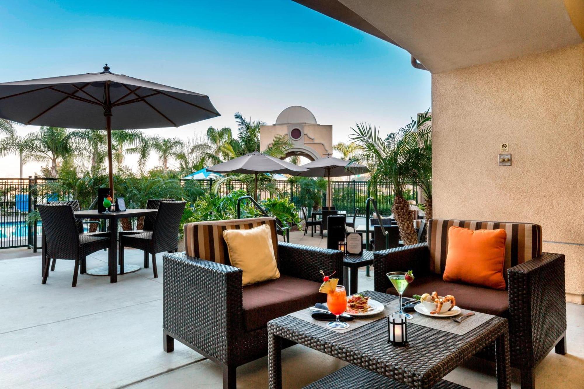 Courtyard San Diego Airport/Liberty Station Экстерьер фото