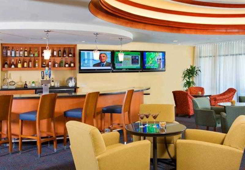Courtyard San Diego Airport/Liberty Station Экстерьер фото
