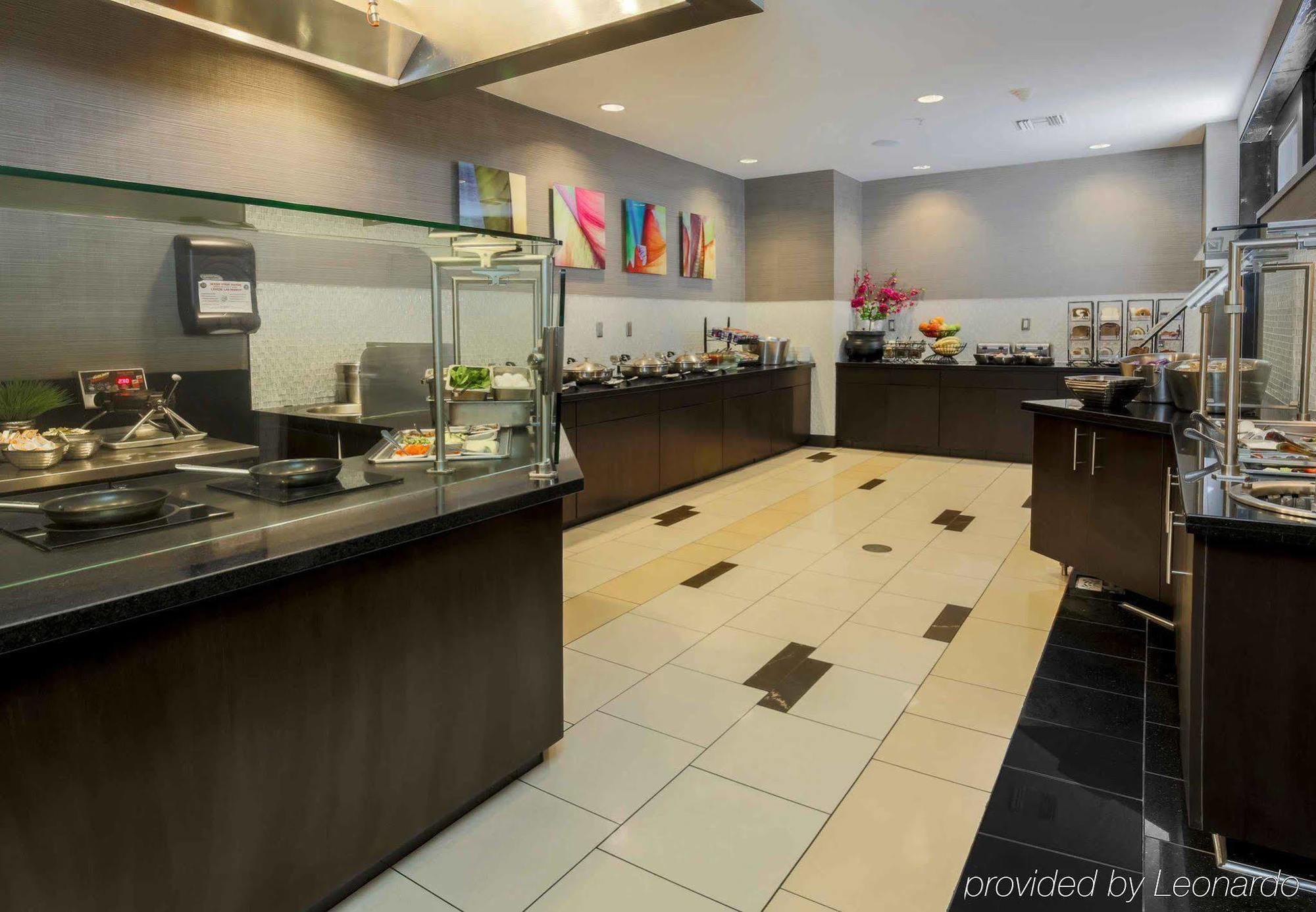 Courtyard San Diego Airport/Liberty Station Экстерьер фото